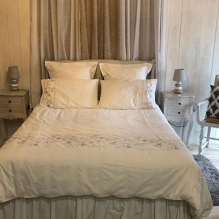 The House Of Lavender Bed & Breakfast Queaux Exterior photo