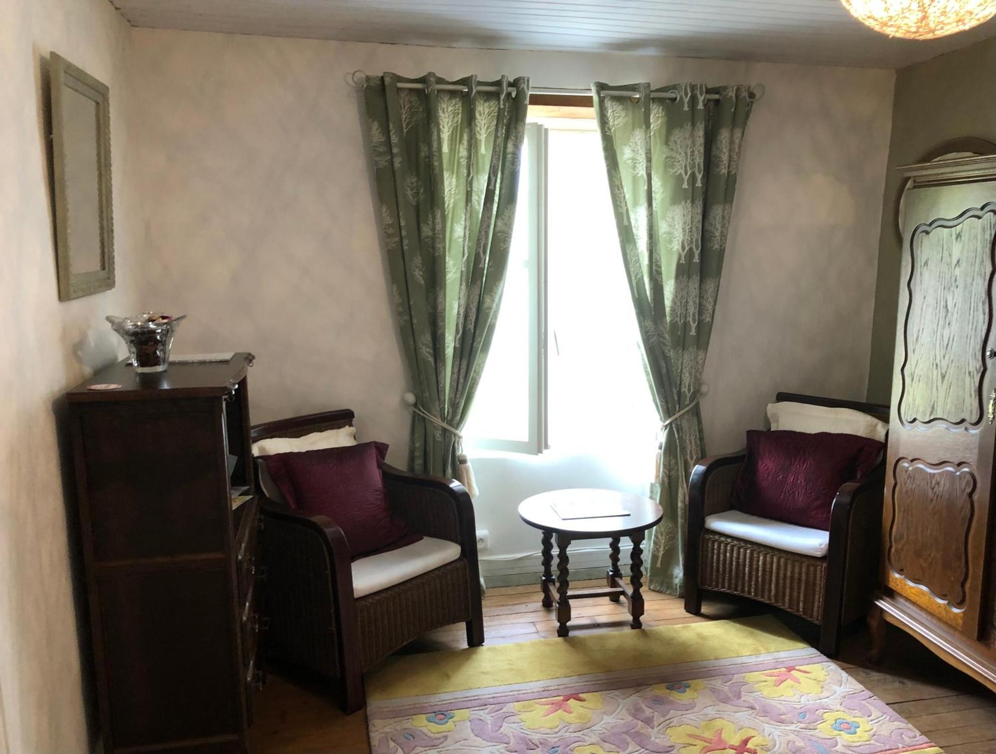 The House Of Lavender Bed & Breakfast Queaux Exterior photo